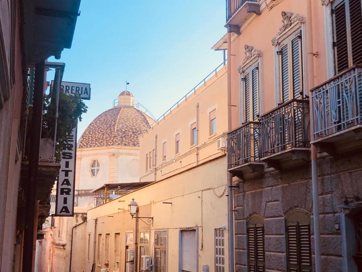 Casetta Alu' - Il Tuo Nido A Stampace Cagliari Dış mekan fotoğraf